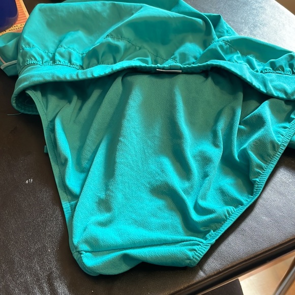 Champion jogging/tennis shorts with built-in underwear - Picture 4 of 5